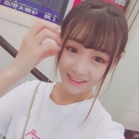 快手昵称:程程爱自拍~ 快手号:50381850 - 快手