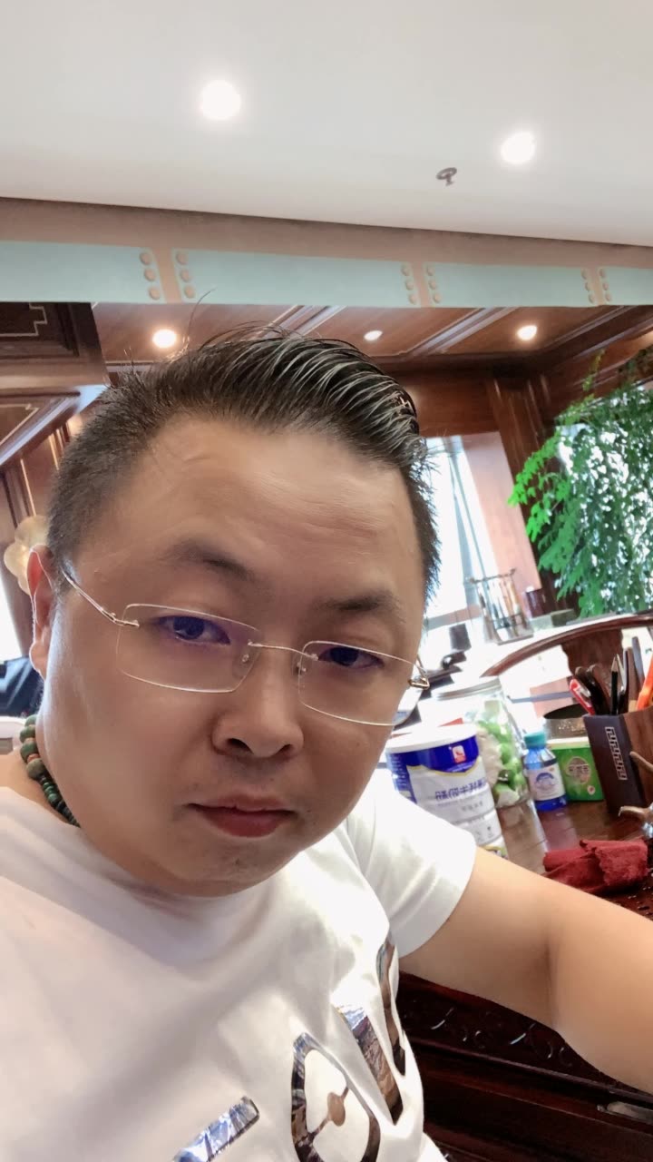 善良辉哥（789）的快手直播