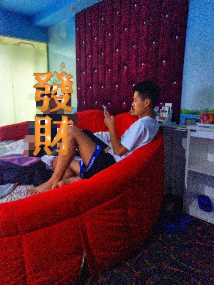 人红命硬 - 匹马单刀的快手
