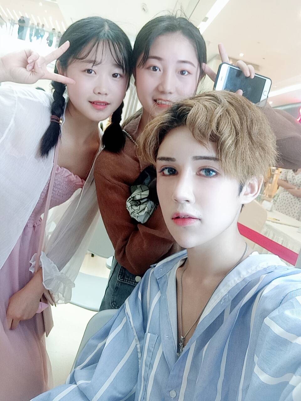 小宇糖果君(o47948862)希望小宇越来越优秀开心
