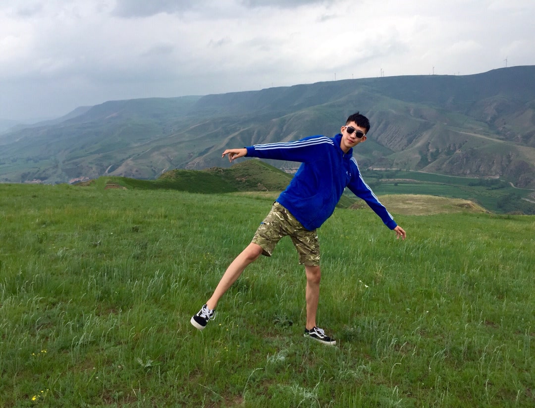 1米96的青年杨旭-快手直播