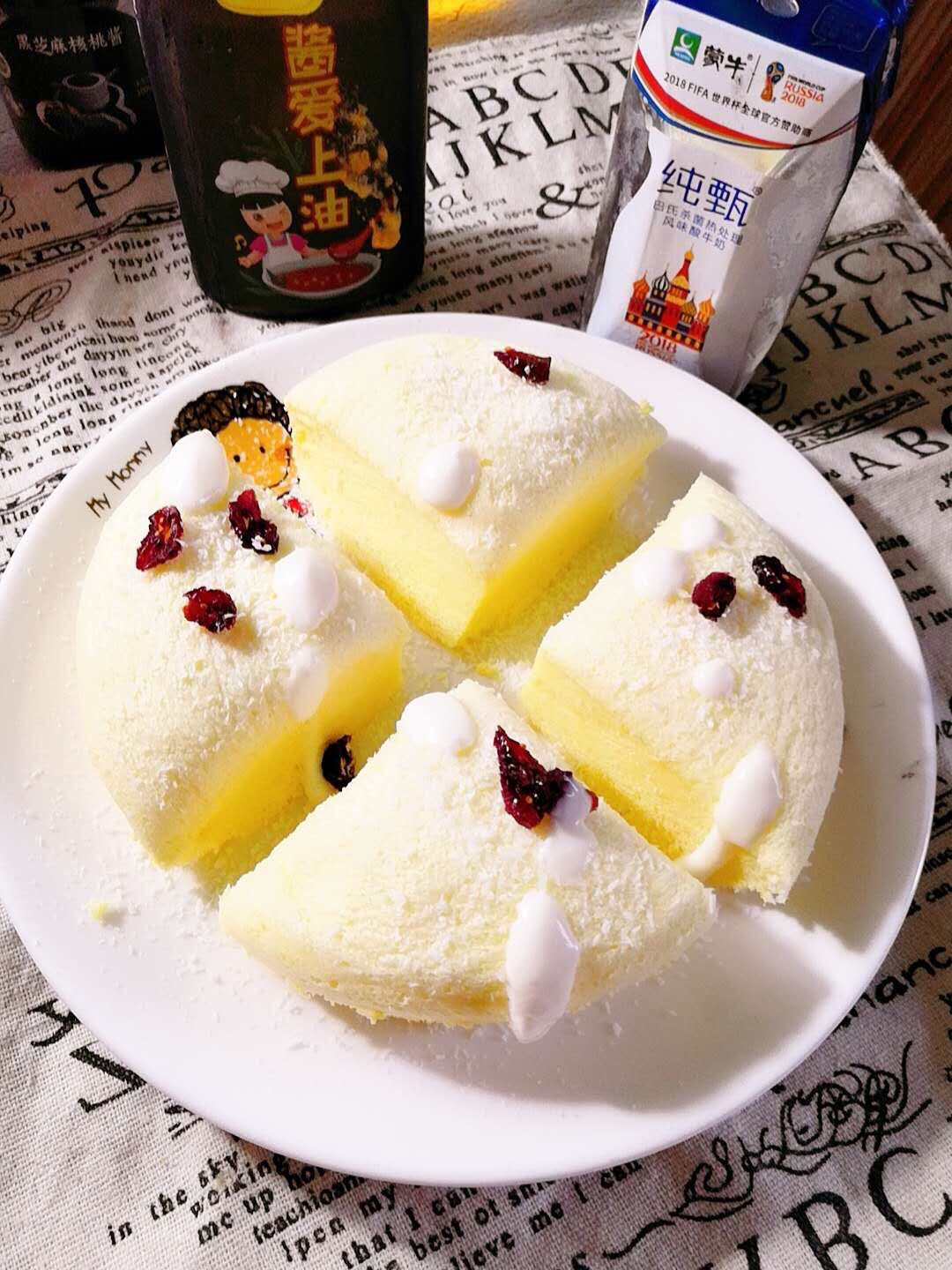 酸奶蒸蛋糕,好吃不上火97 非常的松软,出牙的宝宝就可以少量尝试啦