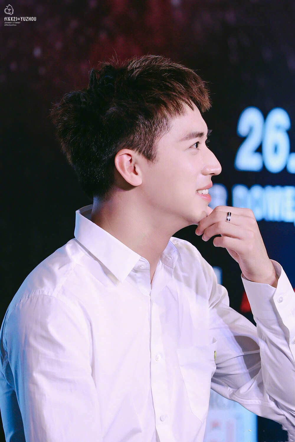 顾村长和白小媳妇