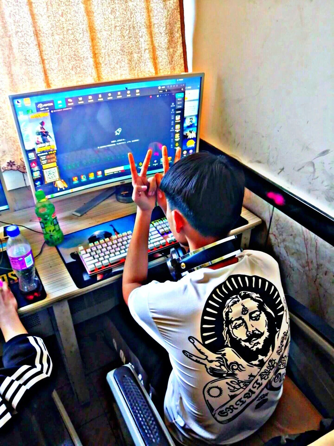 王鑫繎~-快手直播