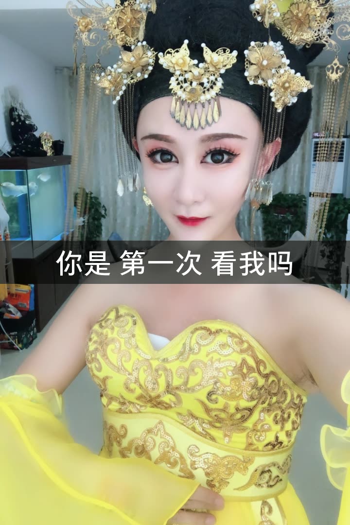 韩龙老师(反串歌手)的快手直播