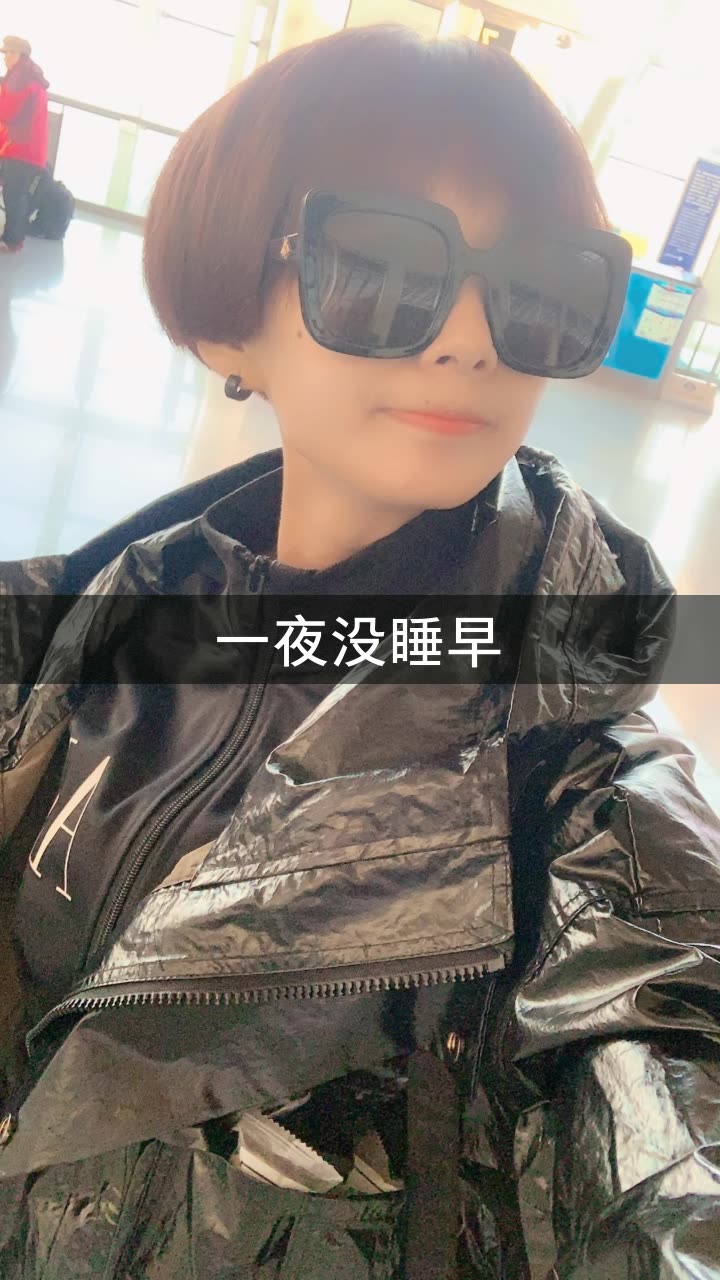 伊莹78《至少陪伴过》的快手直播