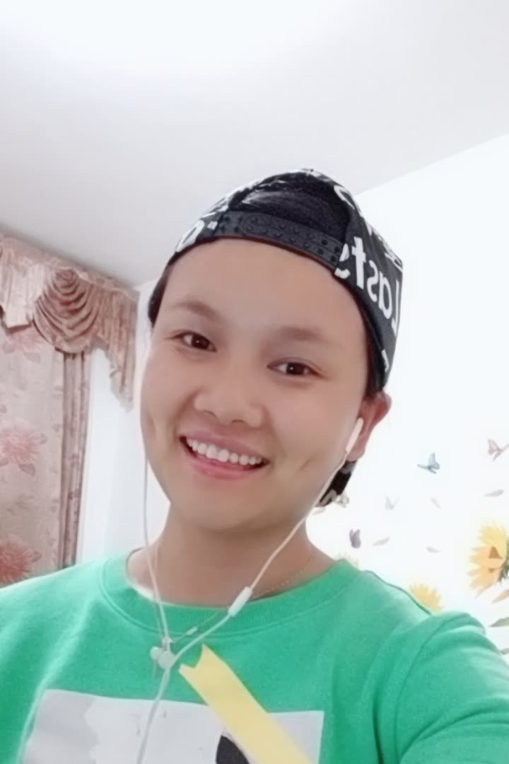 贵州彝土豆的快手直播
