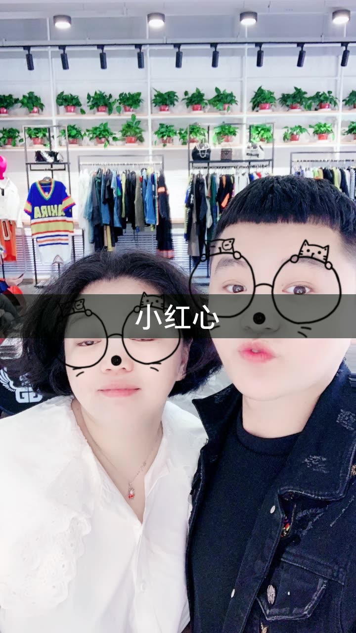 小黄飞-老弟的快手直播