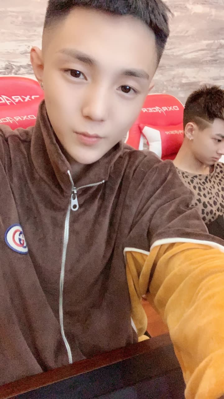 高迪九月四号结婚的快手直播