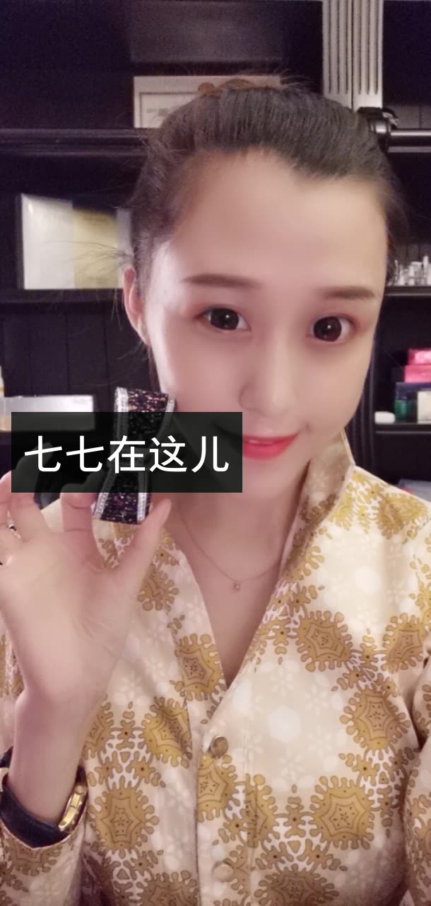 猫七七姑娘小号的快手直播