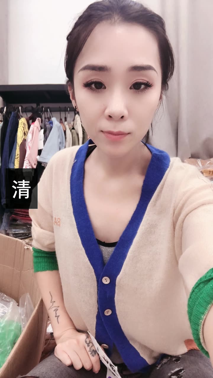 童童童童品的快手直播