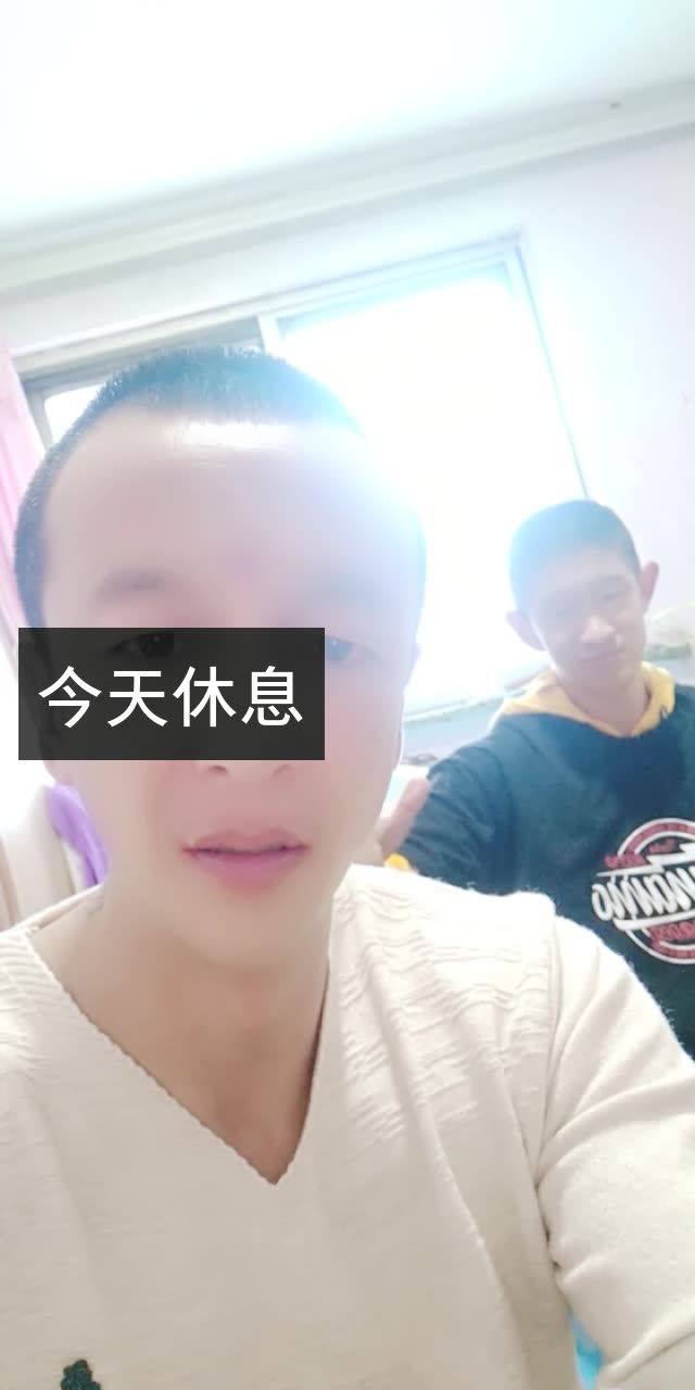 演绎酒神阿强的快手直播