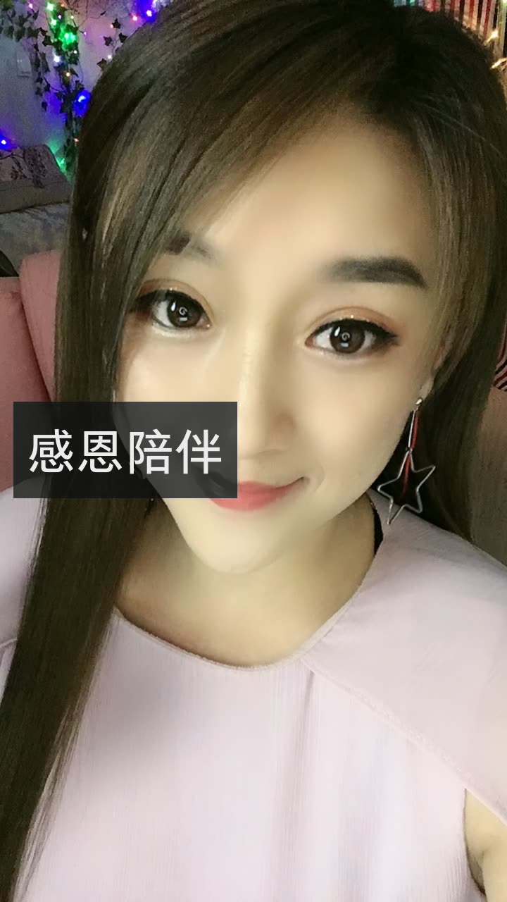 唱歌大舌头娟姐的快手直播