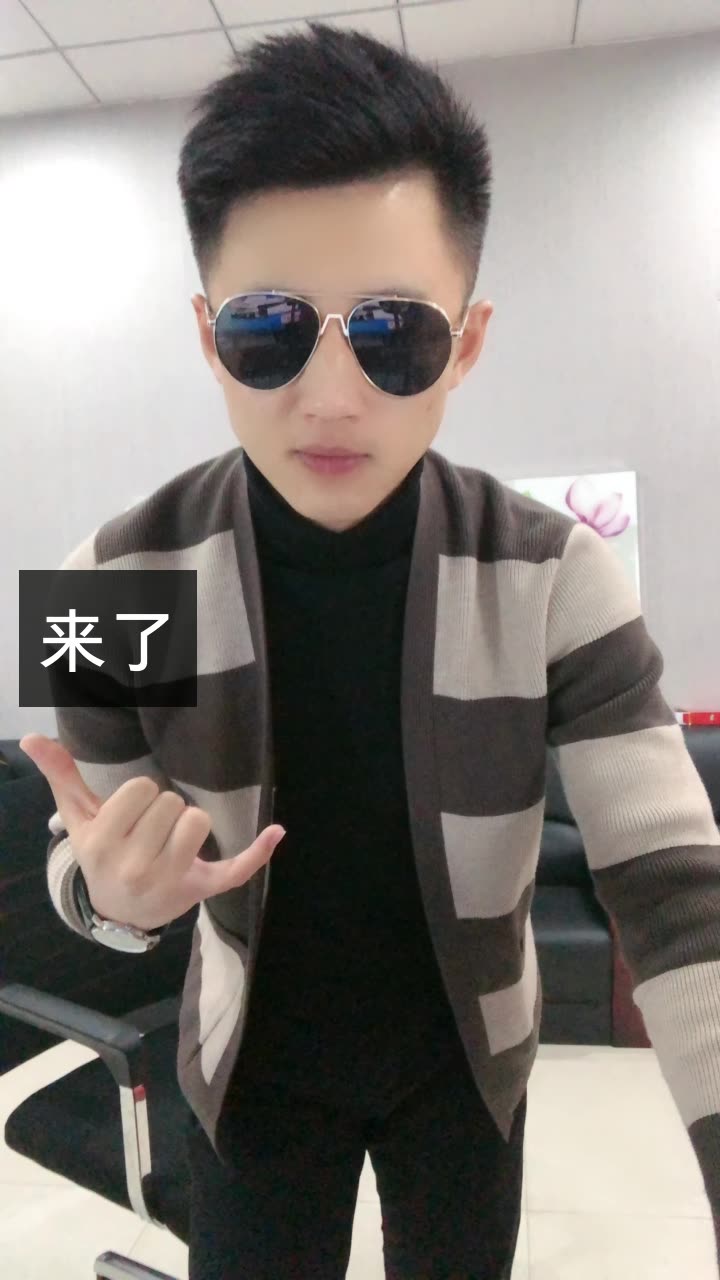 国华(319)的快手直播小柠檬mj3192019-11-2来自 快手我正在快手看 燕