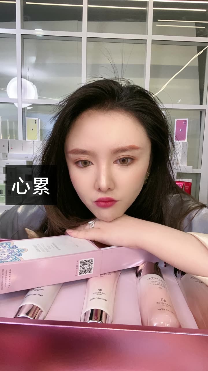 13日珠宝专场的直播,一起来吧 ##快手# @快手葵儿6.