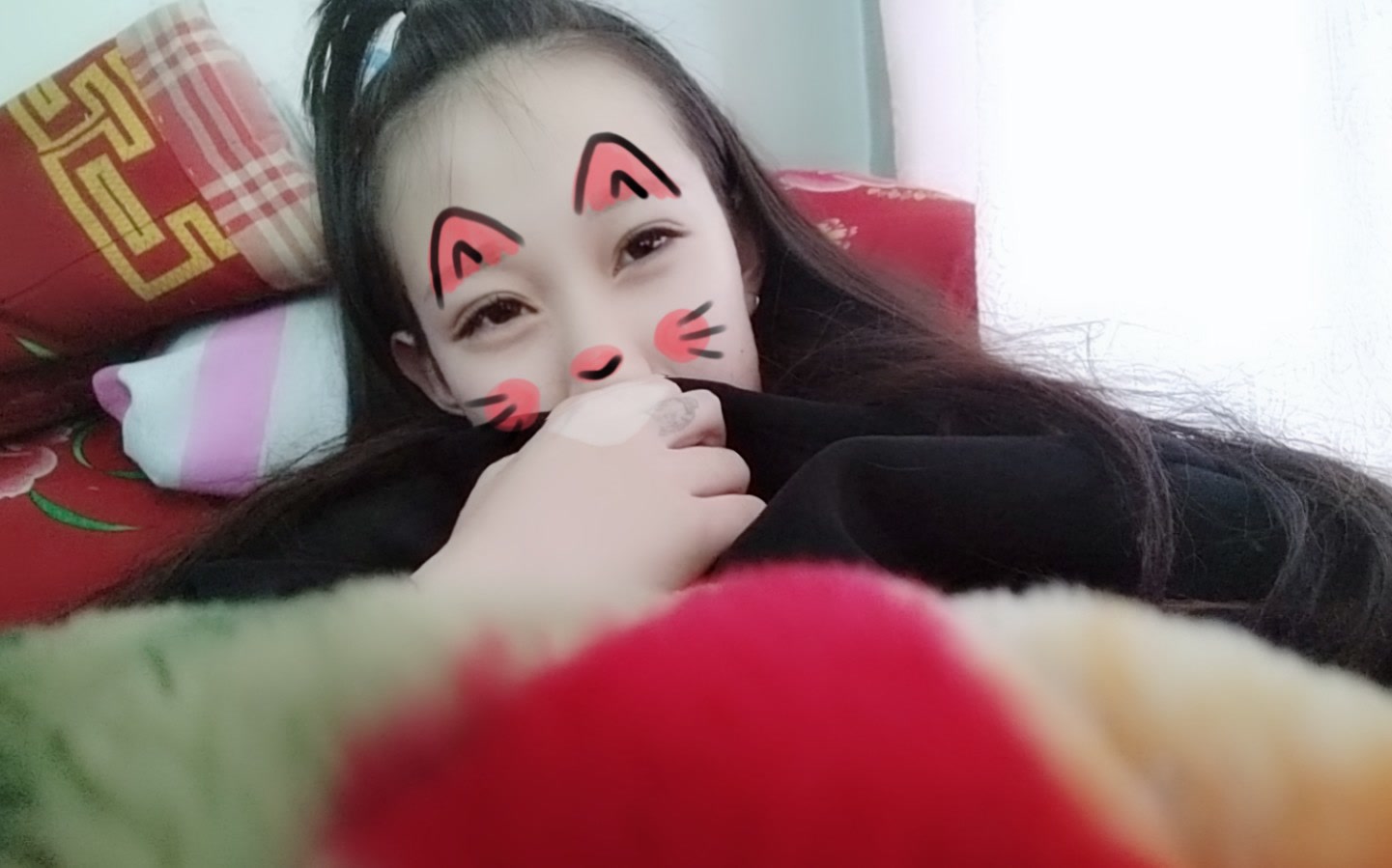 401 粉丝 210 关注打开快手关注她 姓名:韩雨晴     来自:美丽的大