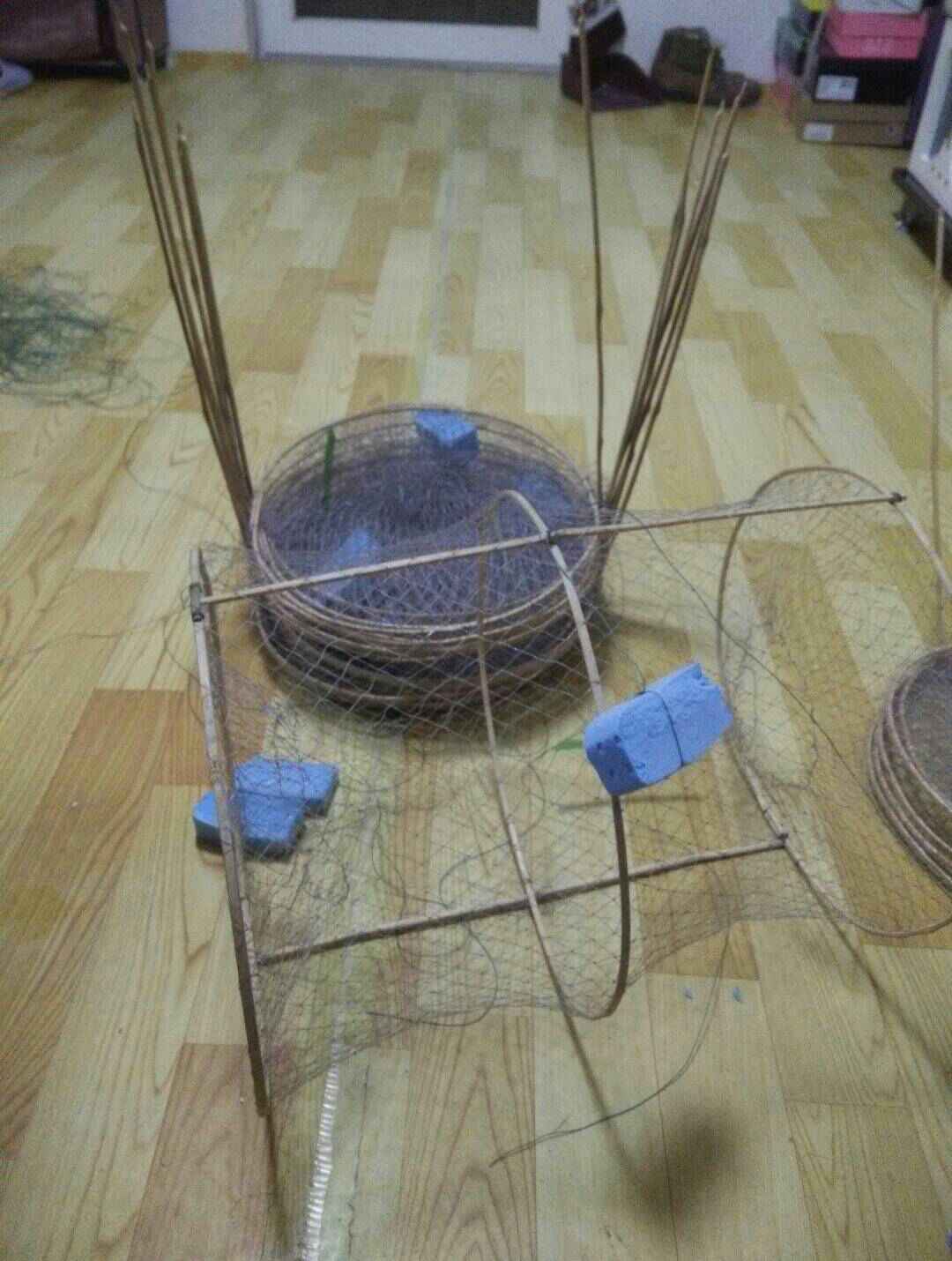 捕鱼花篮组装完毕 止待下水 - 万里寻芳的快手