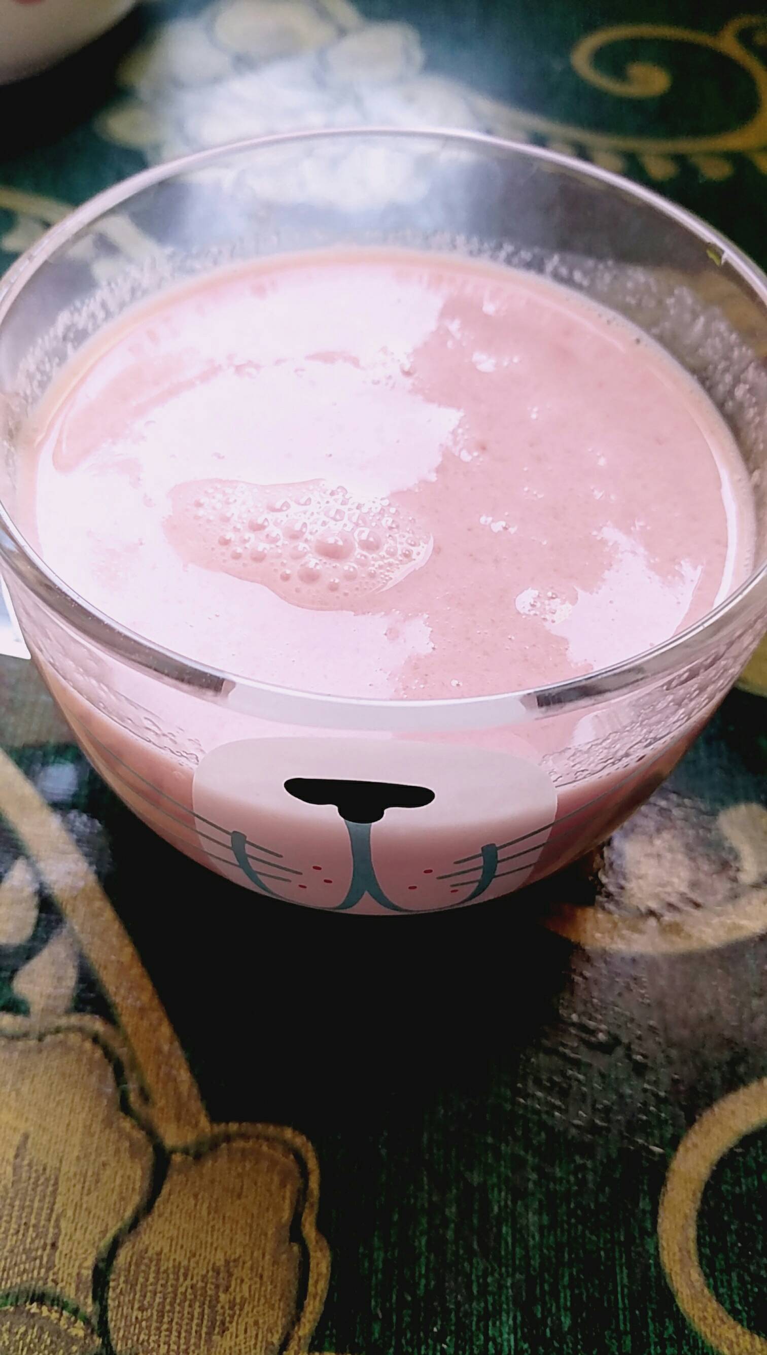 一杯凉凉的番茄奶昔! - 吉吉1084的快手