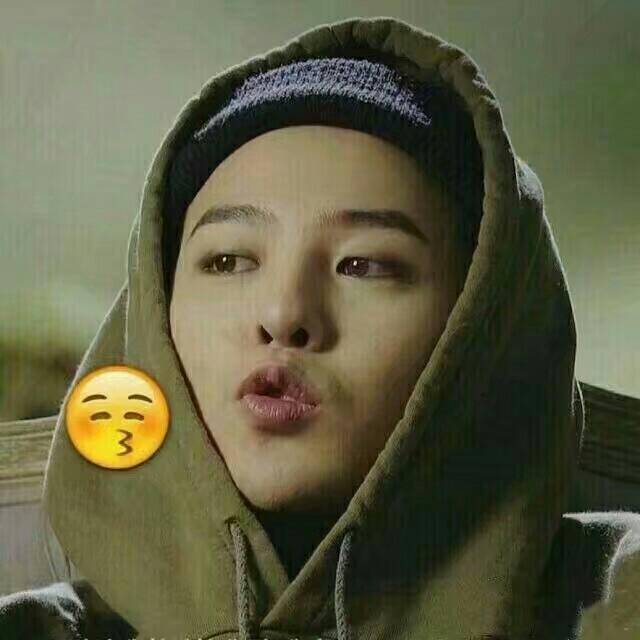 来来来,亲一个 早安早安早安龙哥的生日准备到了🙈