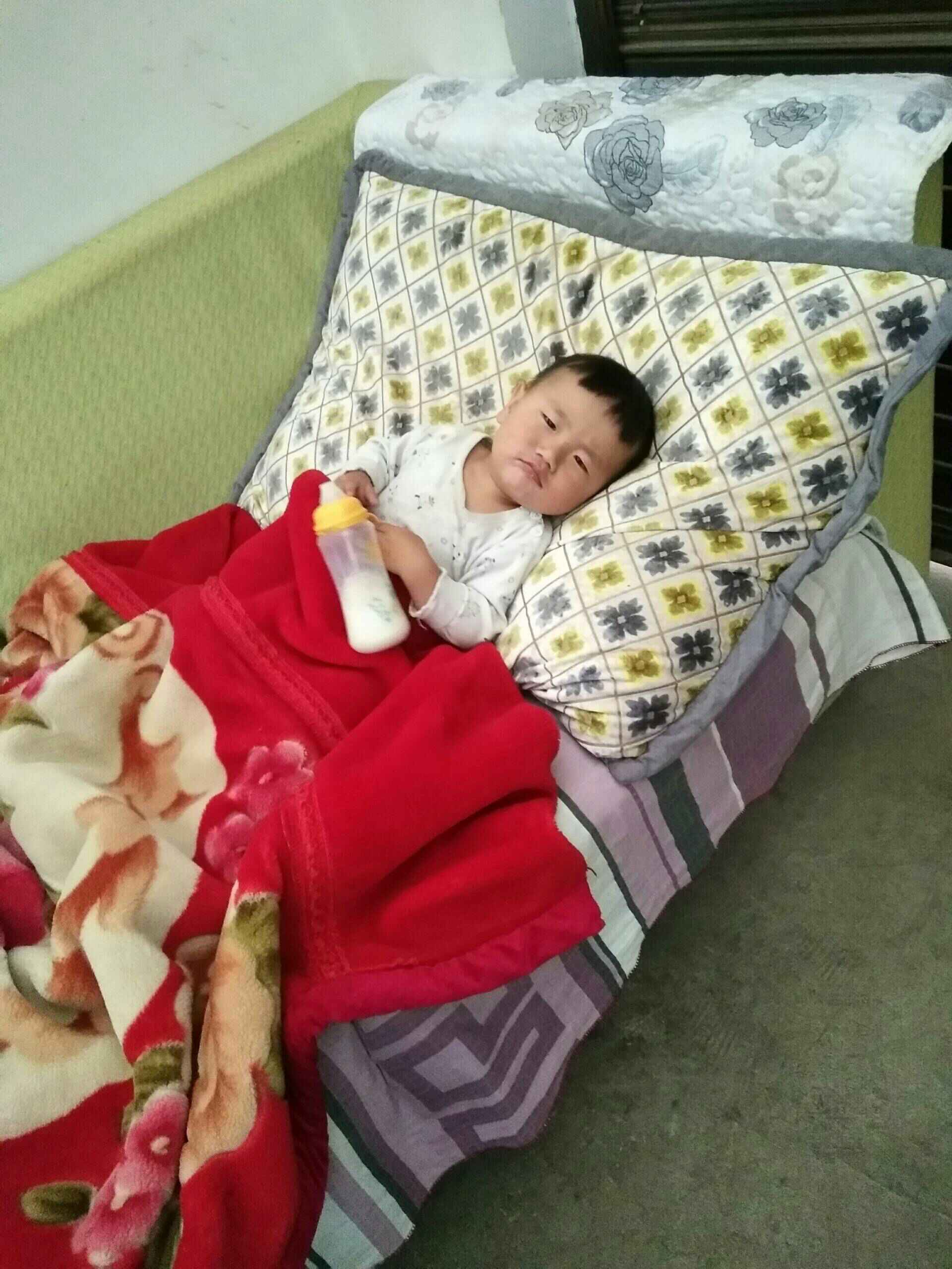 自己盖毛毯睡觉 522       赞                   评论