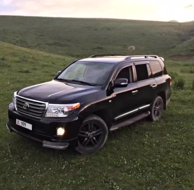 love camaro(o61701090) @audi (o80950287) @m_ea7music(o17116276)