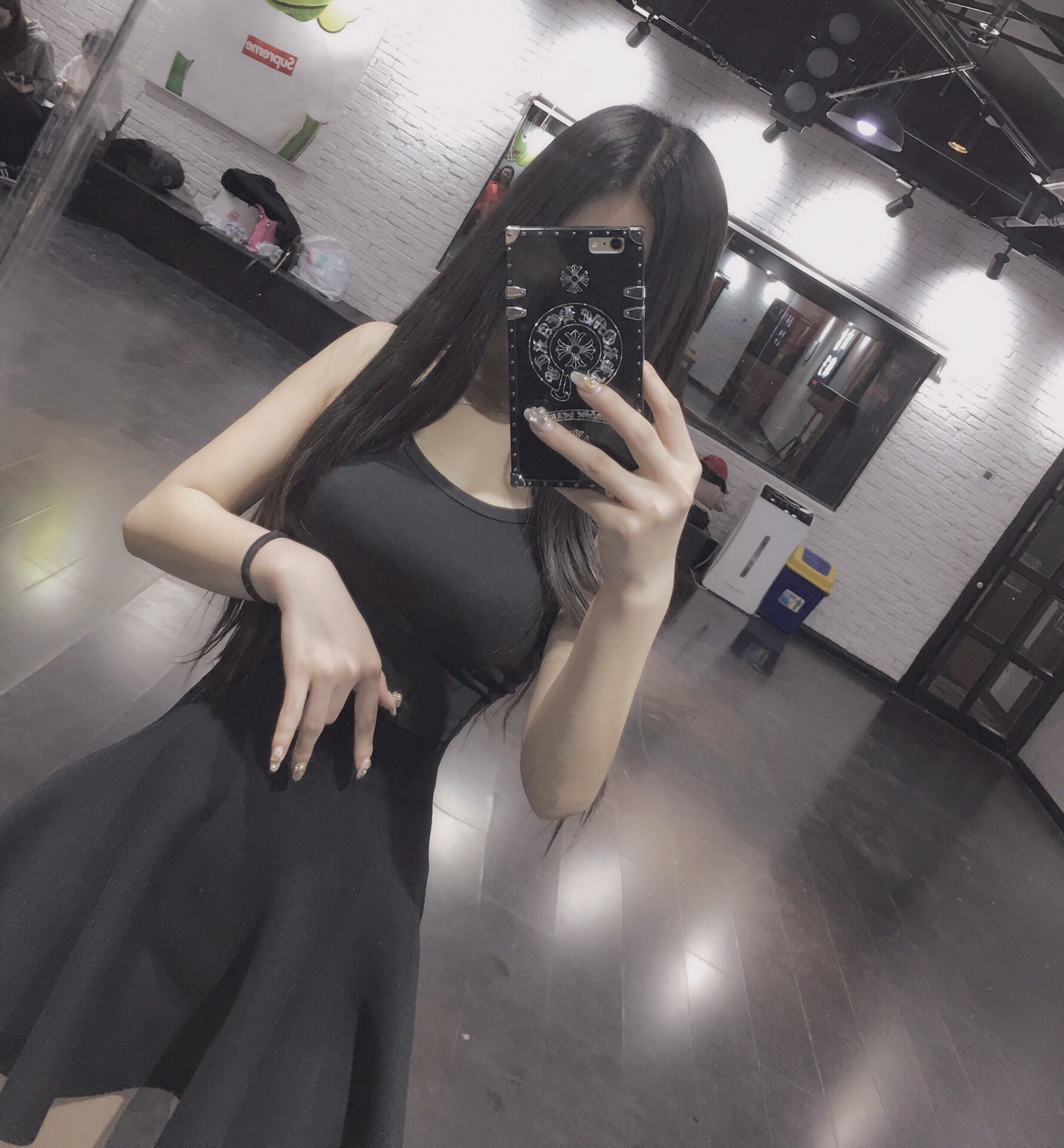 听闻安琪baby95的快手