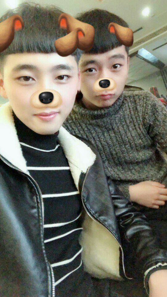 4月前 我泽帅 你旁边的是谁 那么丑 哈哈哈哈