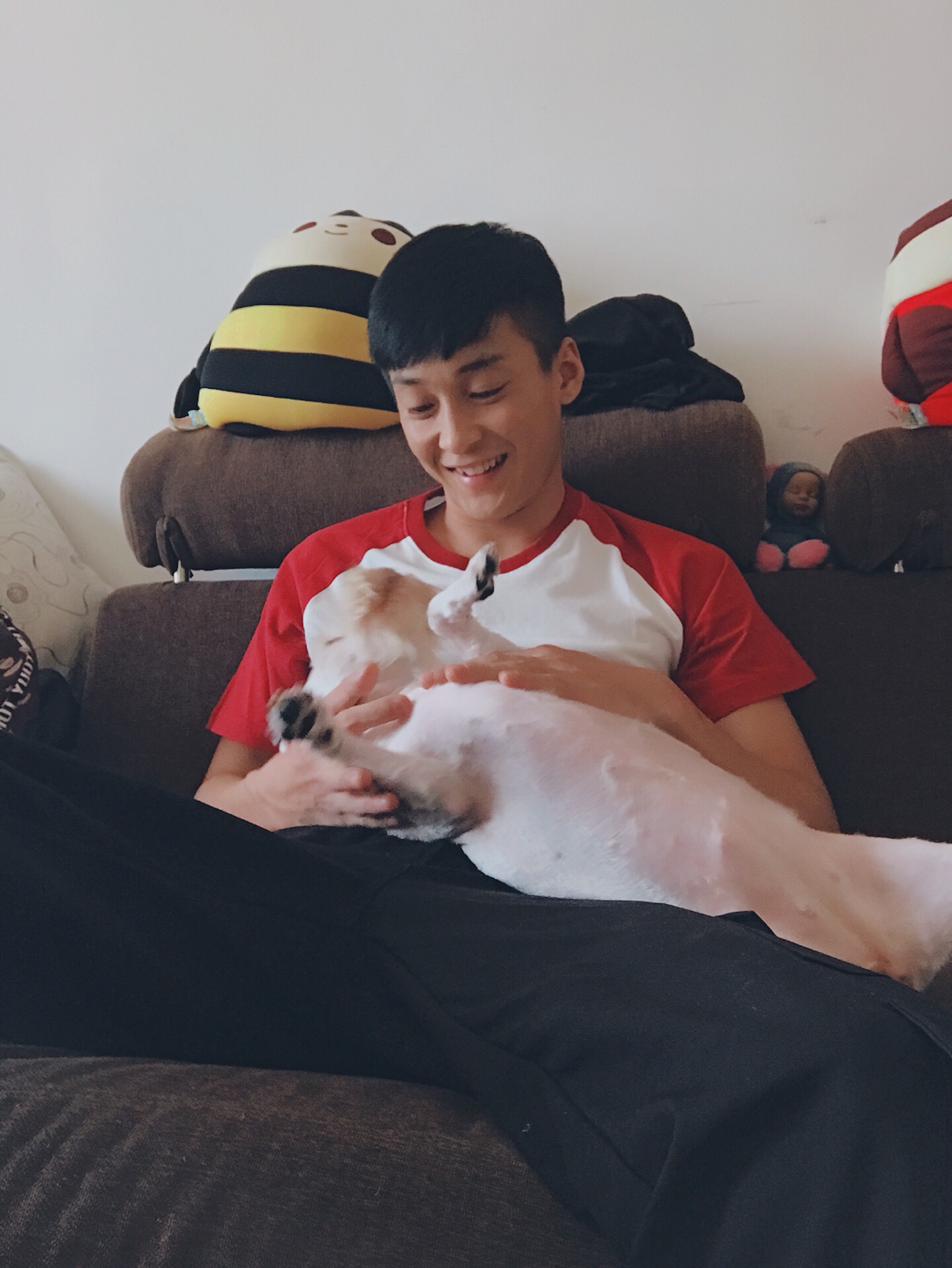 旁边的狗好看 hhhhhh 这个男孩叫子秀7天前 回复 陈雨诺:谢谢 精神