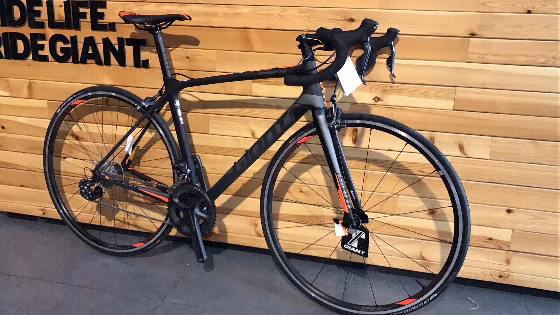 tcr adv 1 di2 零售19800元 ut电变 真空胎 - 香河捷安特单车—秃子的