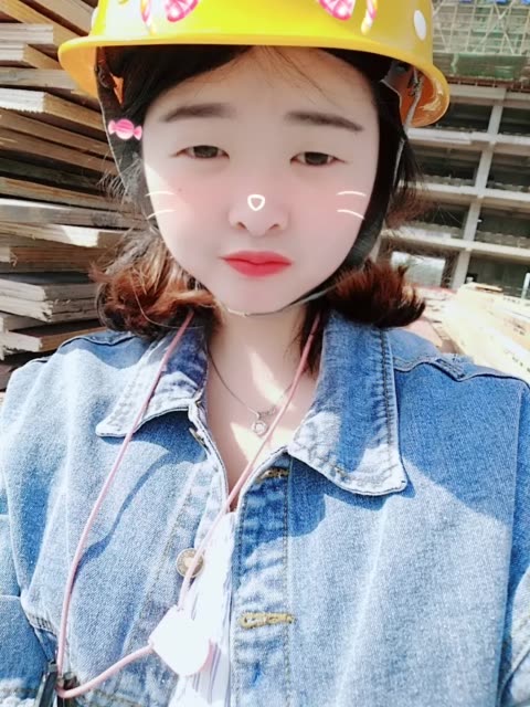 小月亮93°93的主页-快手直播