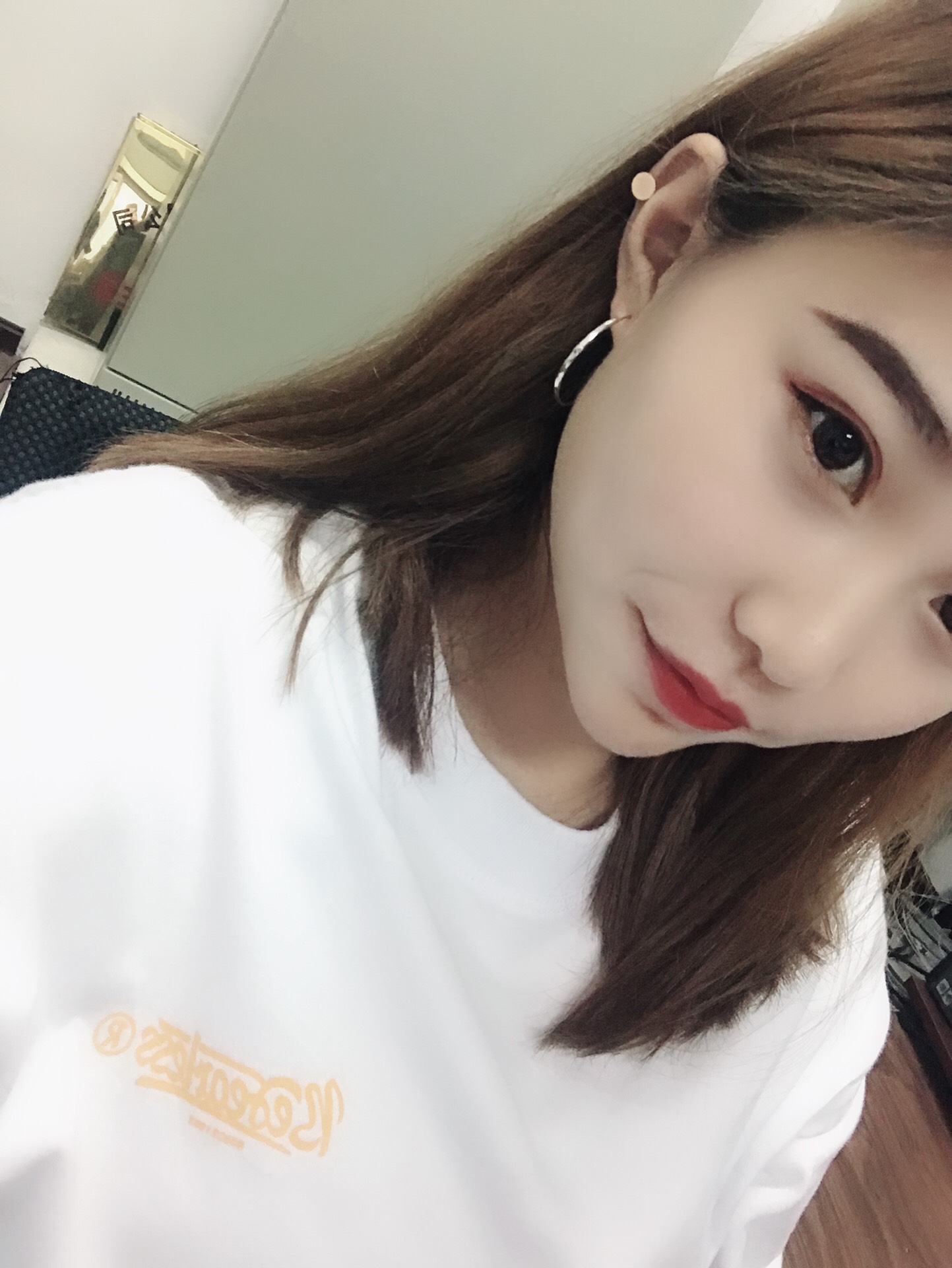 芭比蕊nou的主页-快手直播