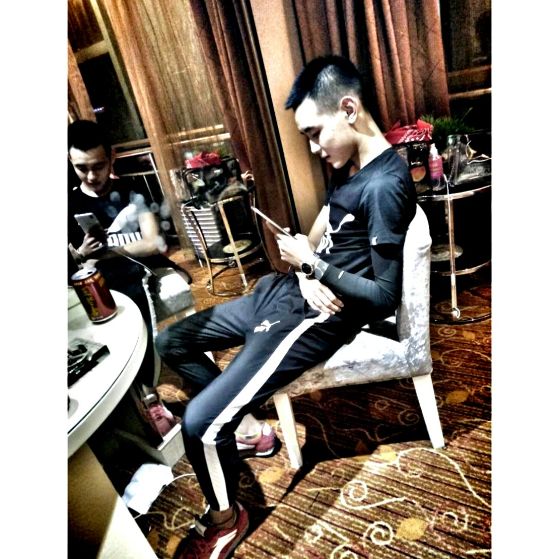 丁鑫伟(三头六臂)(o630201753) @岔道明明(o41958020) @岔道蛋总(o3