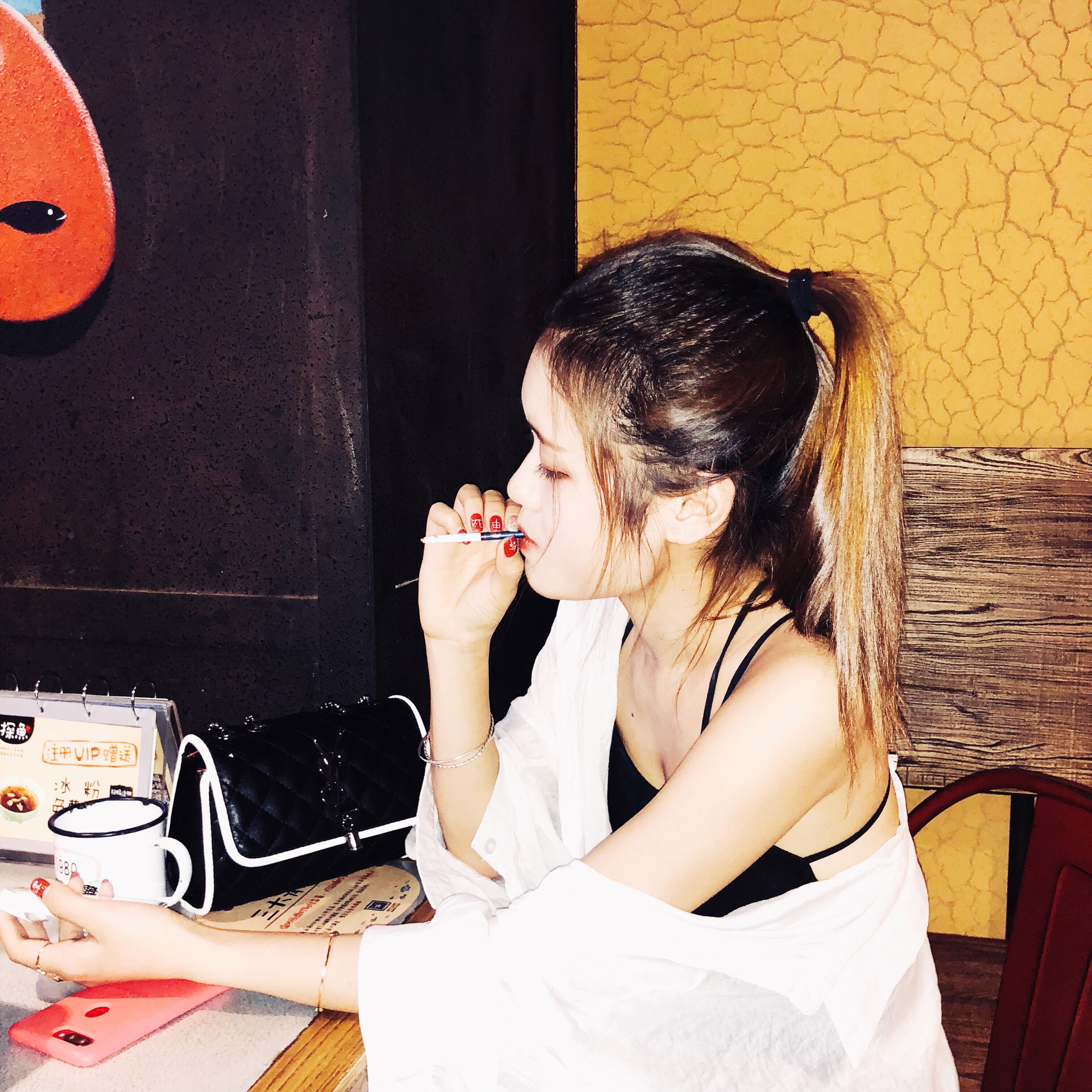 艳艳艳女王(o27498223) @可爱艳(破30w)(o699302692) 2.