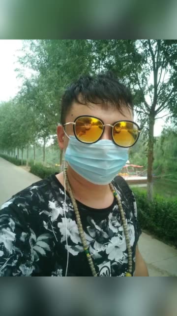 毛毛 咬↘艾米的主页-快手直播