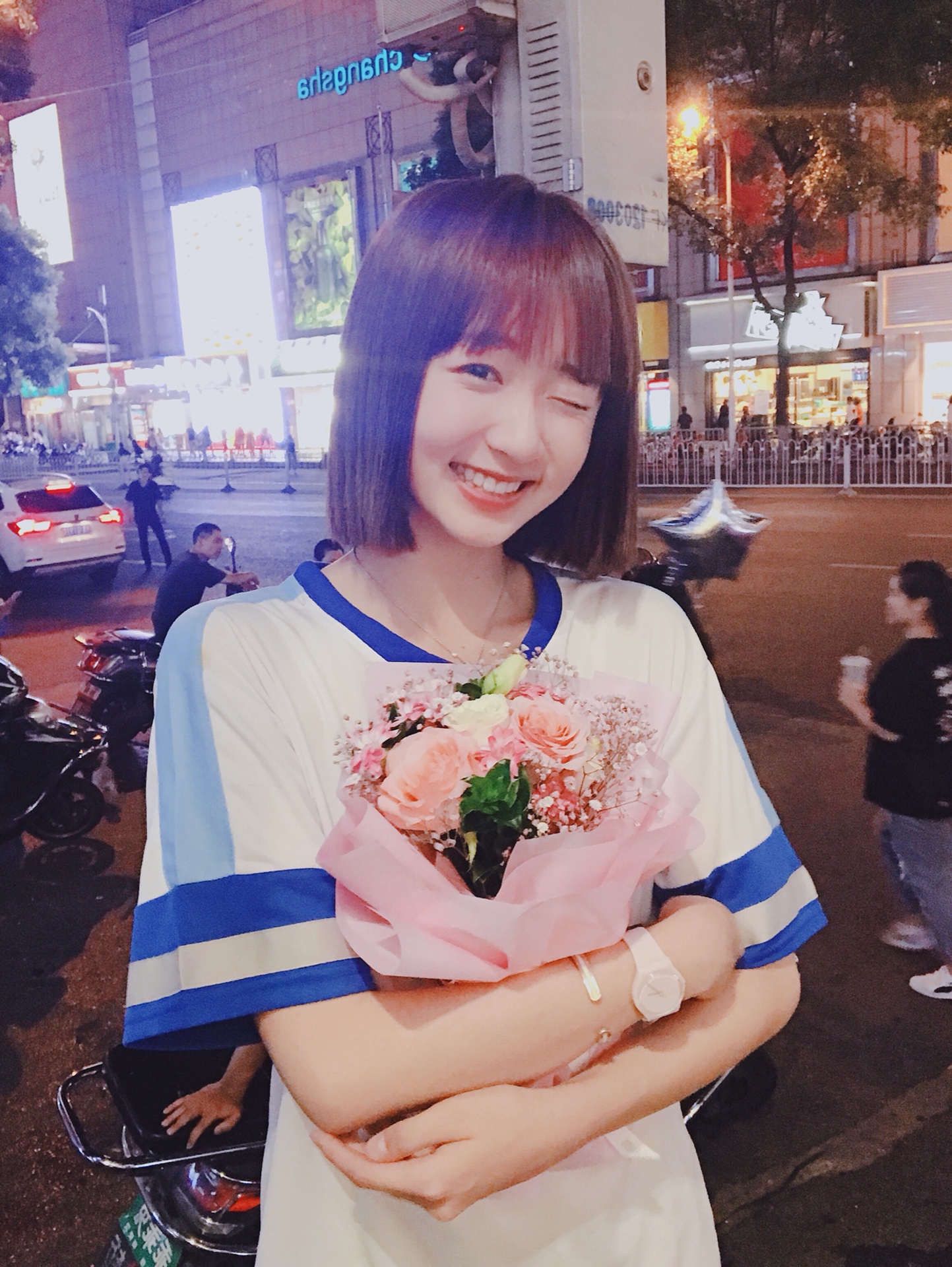 08 原图在微博 :徐婕呀关注了抽一个人亲一下 7815 - 徐婕仙女