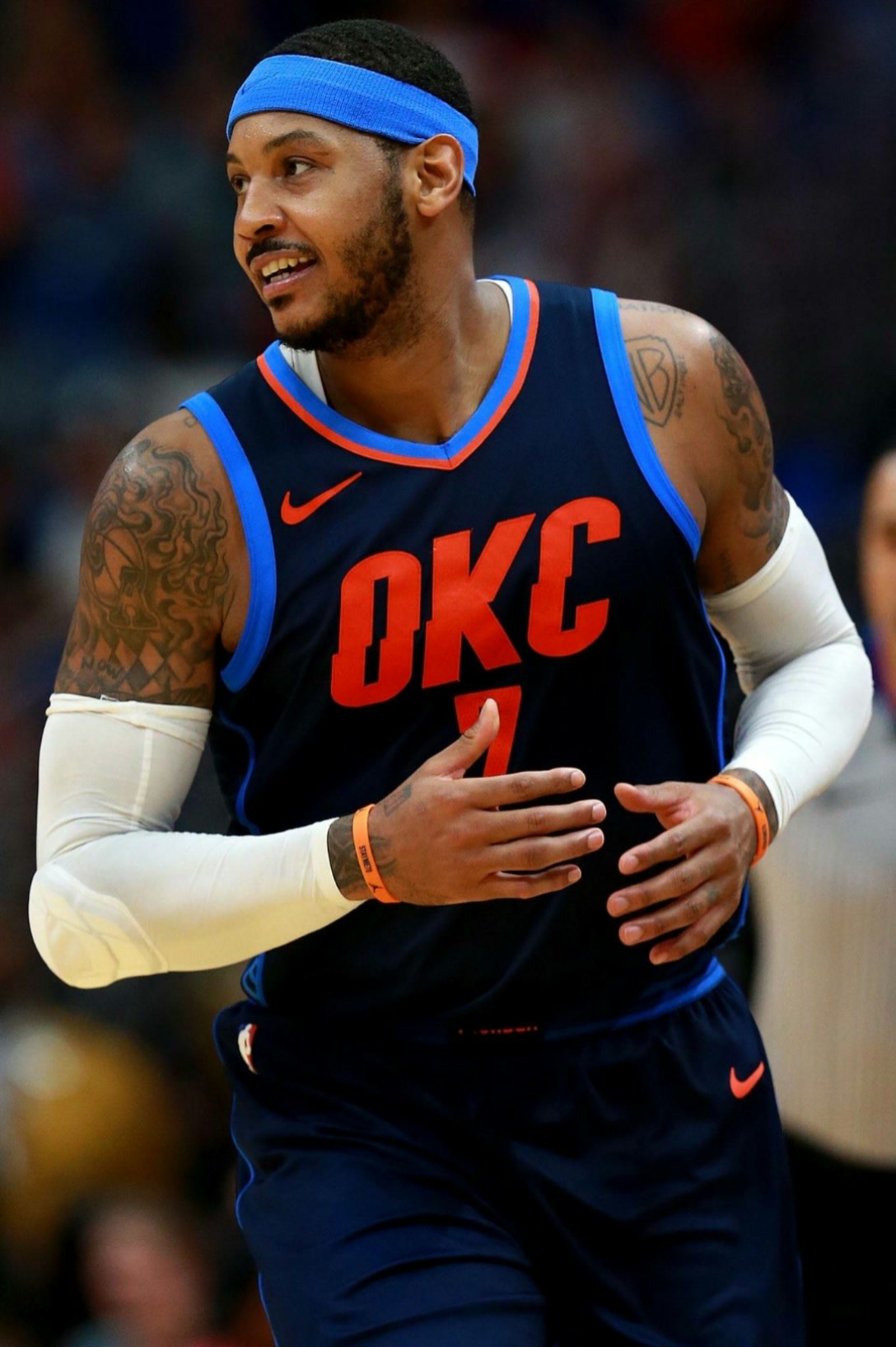 谢谢你melo 瓜哥被交易到老鹰.