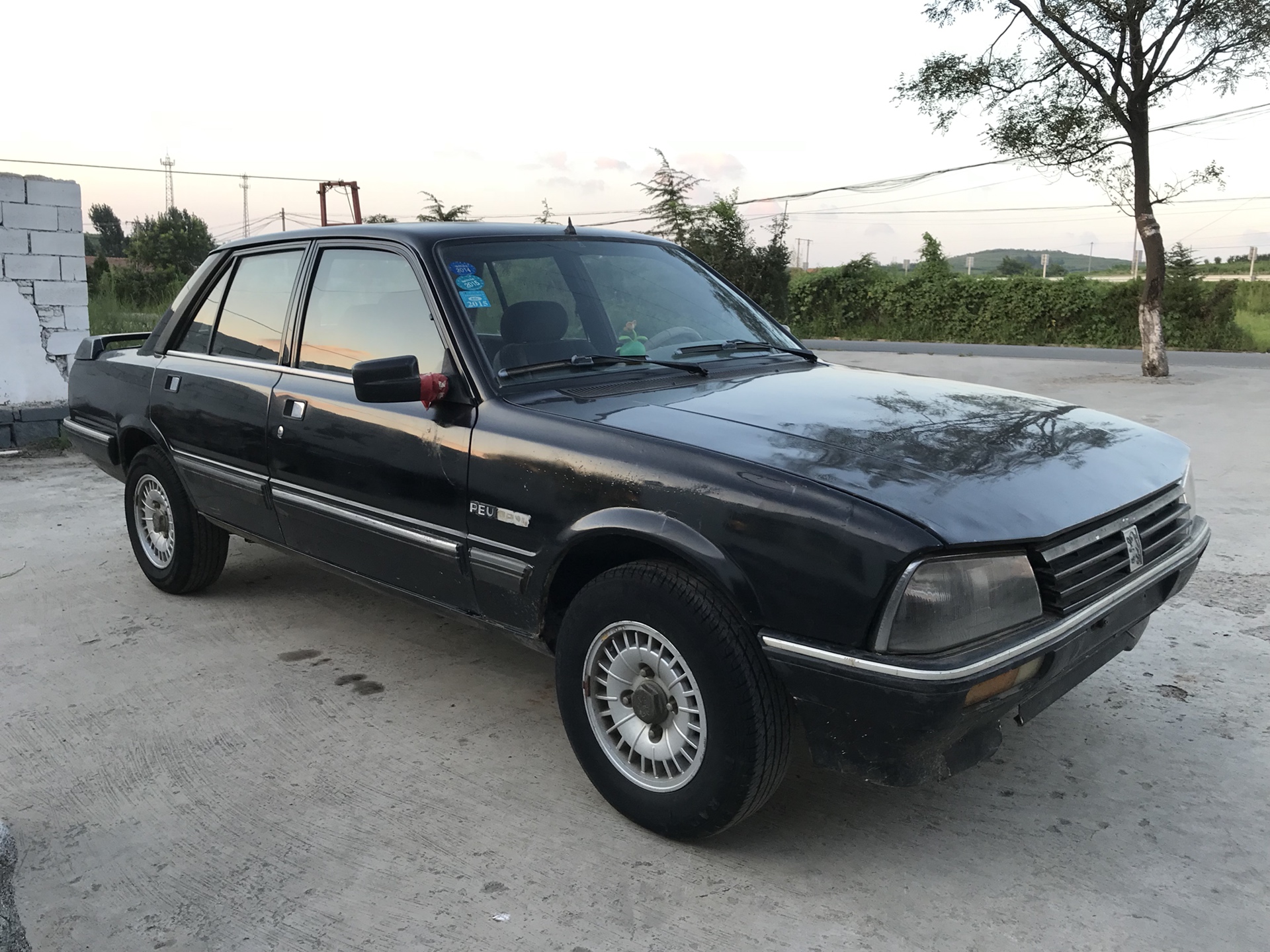 (收藏品)1998年标致505 886        赞 2月前