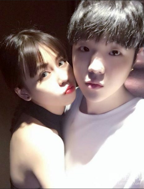 爱辉子  辉子和他女朋友 546     51 赞                    评论