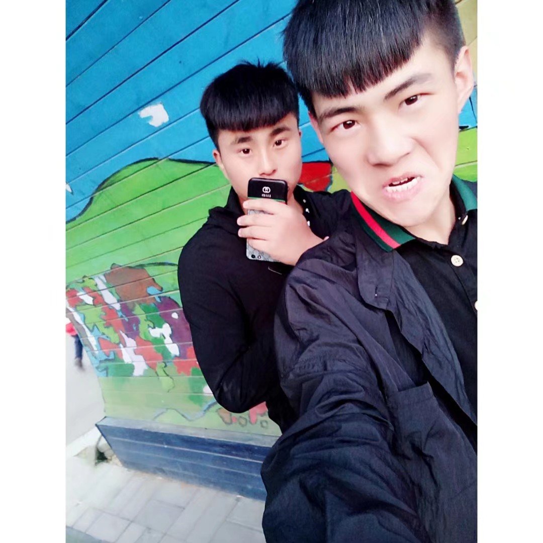 想真正的发自内心的笑 那就努力做成一件事情 让自己拥有成就感 1020