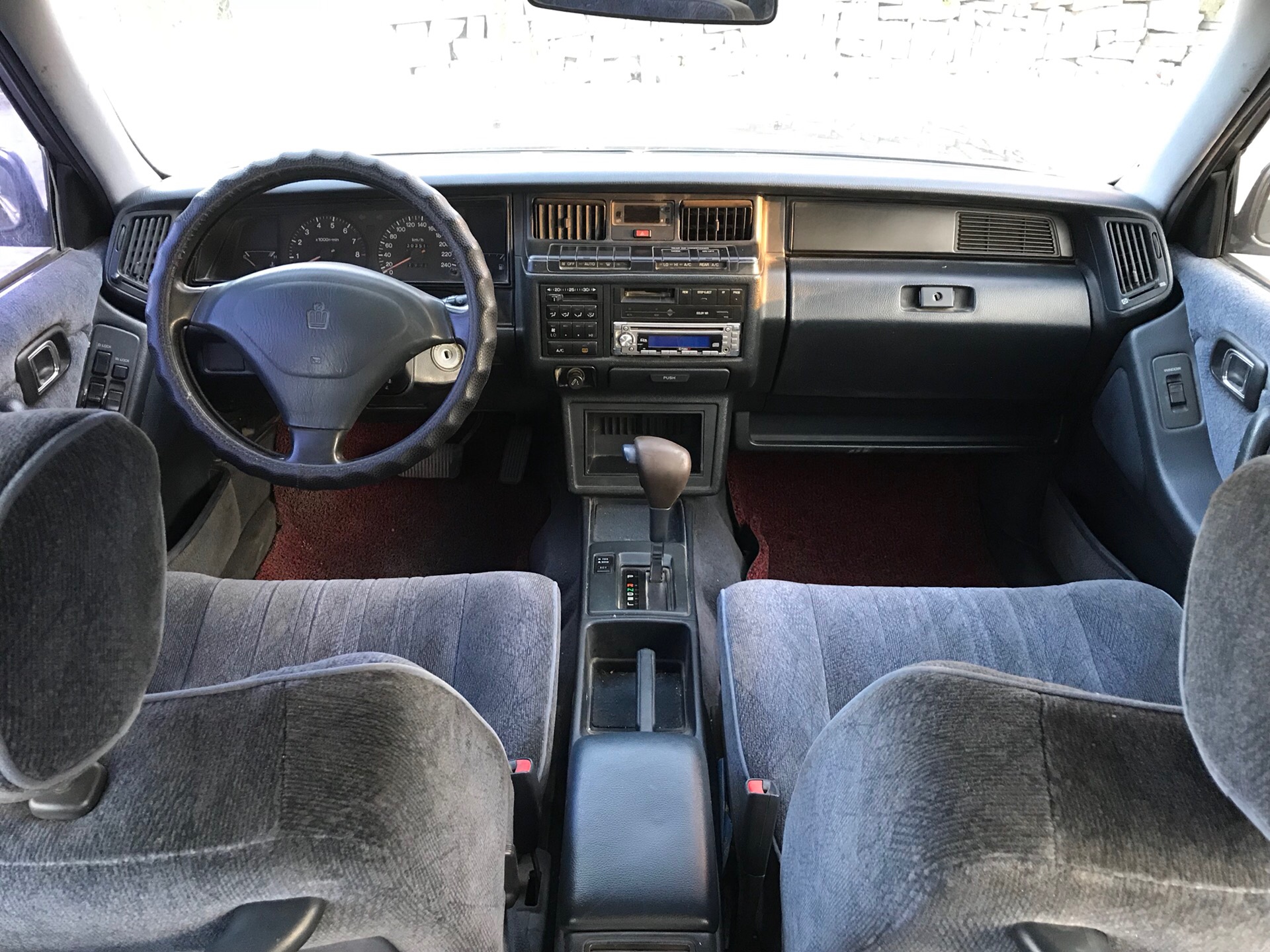 (收藏品)极品丰田皇冠133 3312        赞 2月前