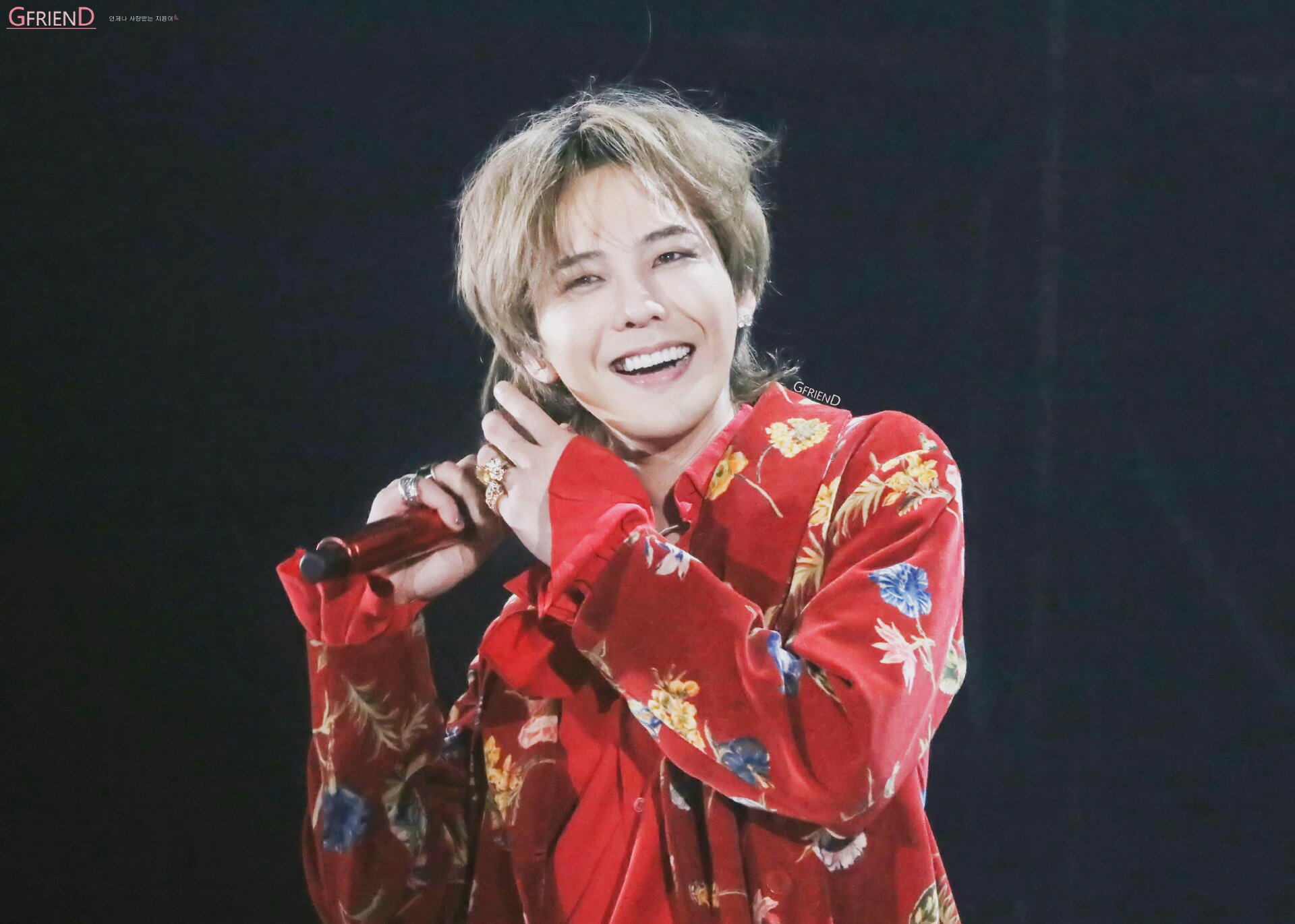 一组笑的很甜的图♀          #权志龙##gd##款鸡涌##bigbang# 881