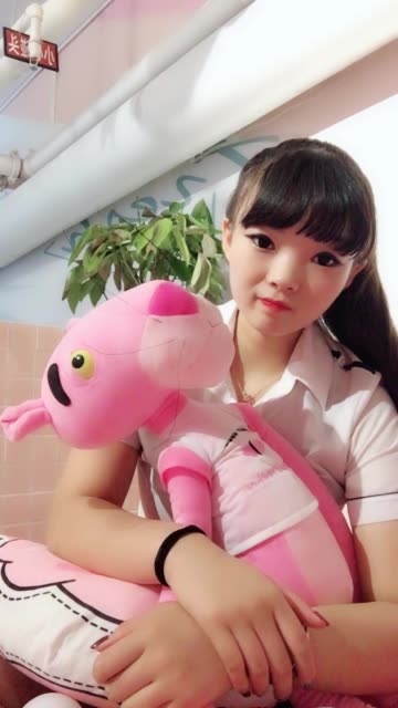 97一只璐宝儿 1516的主页-快手直播