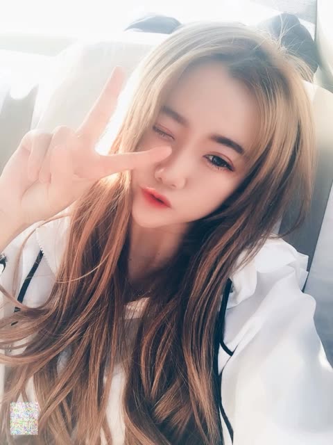 1018 播放77 赞                 25 评论              2周前 924