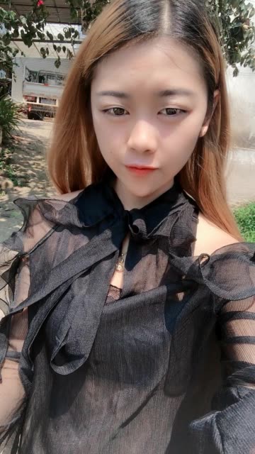 95小霜霜00.的主页-快手直播