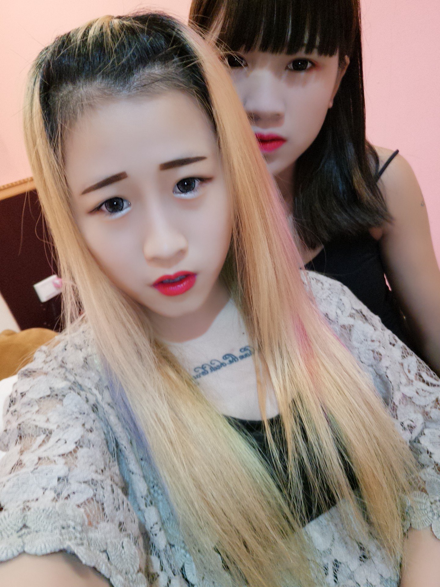 前任点赞初恋的快手（前任点赞我快手需要赞回去嘛）