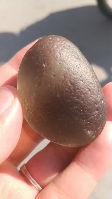 50多克黑宝石光 724        赞                   评论