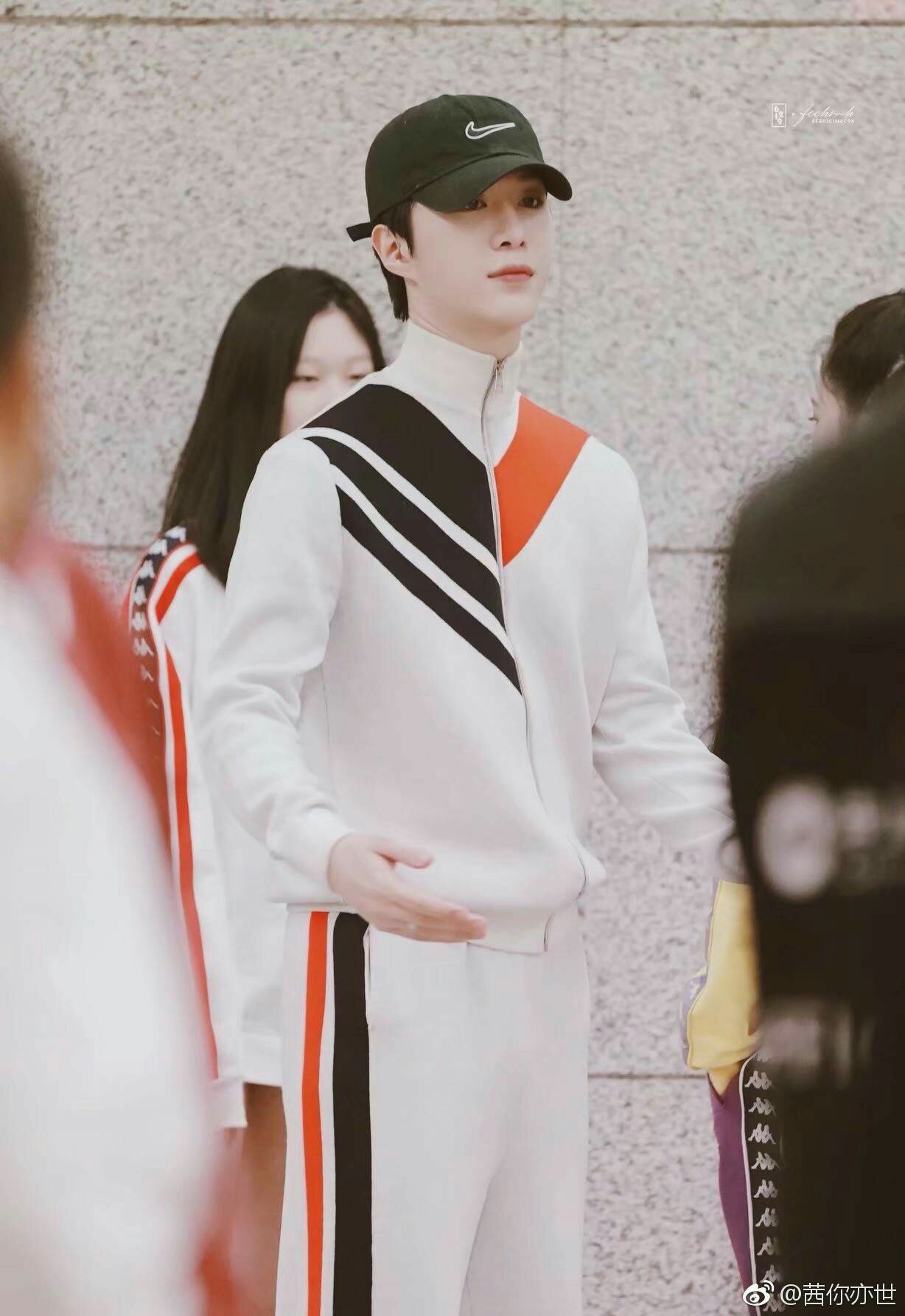 青春活泼的少年,真好  丞星 @汤圆丞星薇(宋菲儿)(o400239294)