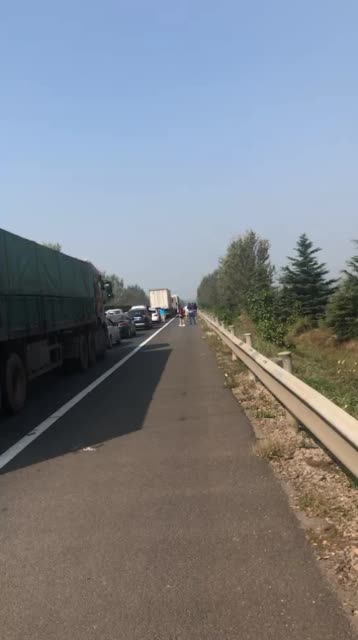 g1511日照段能不走就别走了,堵了二十多公里 187        赞