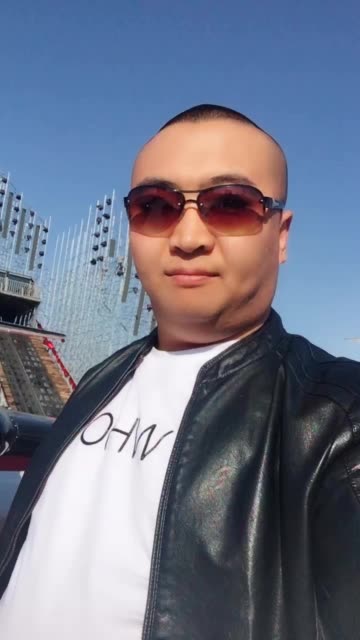 常三哥观天下的主页-快手直播