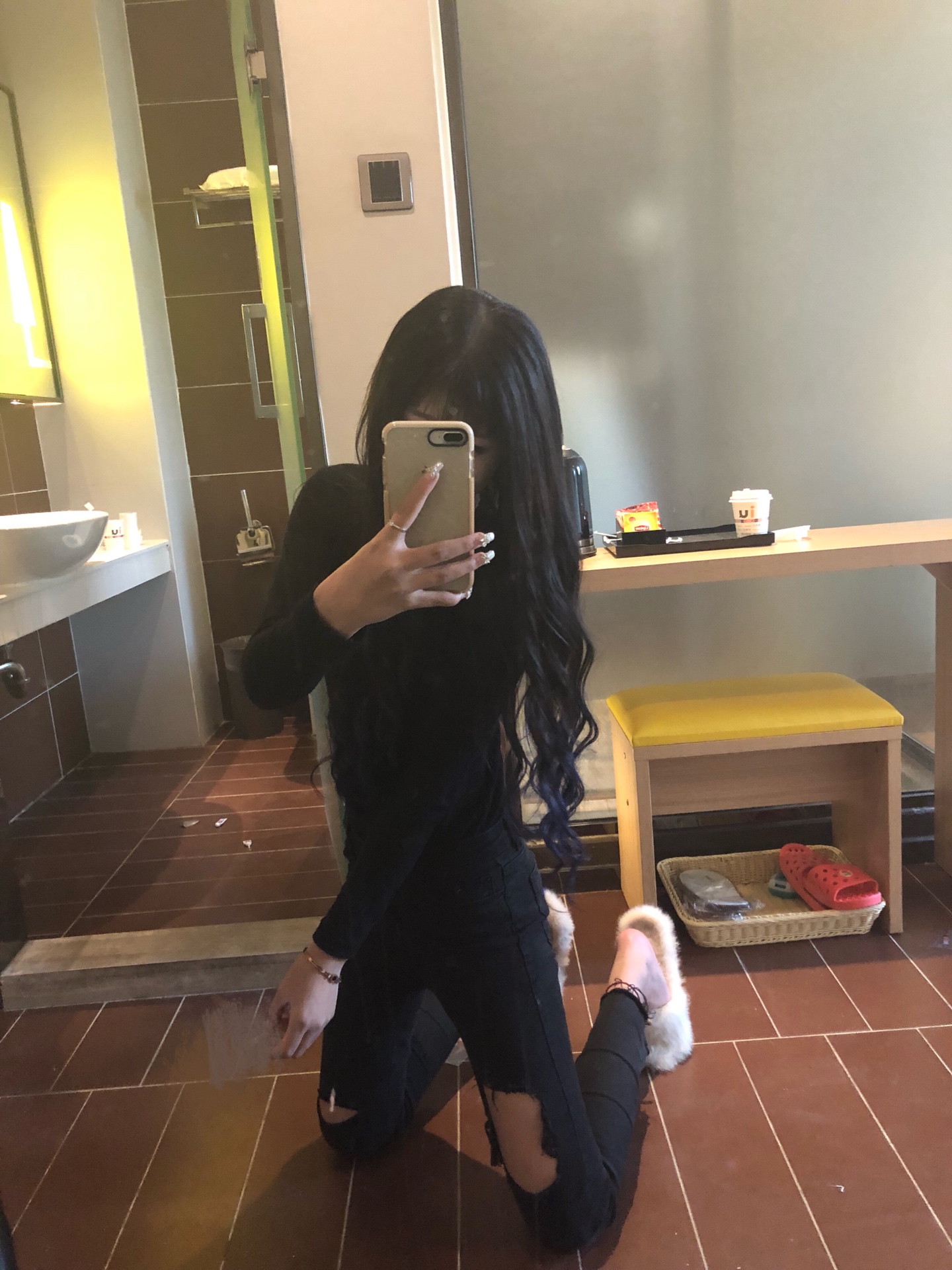 就算无人所爱,我也死性不改   约个饭  @狗妹  (o106827907) @张诗曼.